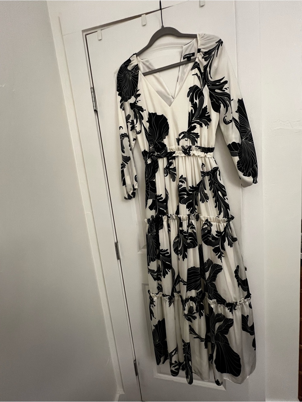 Express Black & White Floral Tiered Maxi Dress